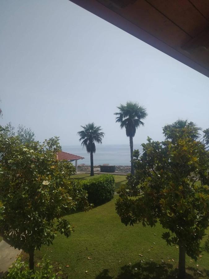Elios Bed And Breakfast In Villa - Fuscaldo Pietrapiana Bagian luar foto